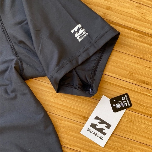 🔷🔹 BILLABONG ALL DAY WAVE RASH GUARD 🔹🔷 - Picture 4 of 9